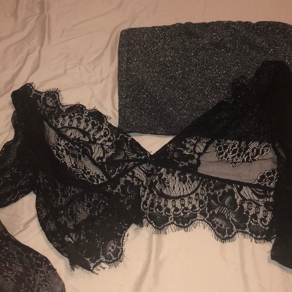 ❤️4/$10 Sparkly Tube Top and Black Lace Crop